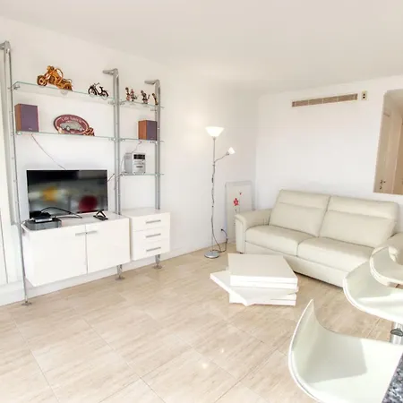 Apartment Le Clair Golfe-juan - T2 Terrasse Vue Parking Prive Wifi - Limestay *